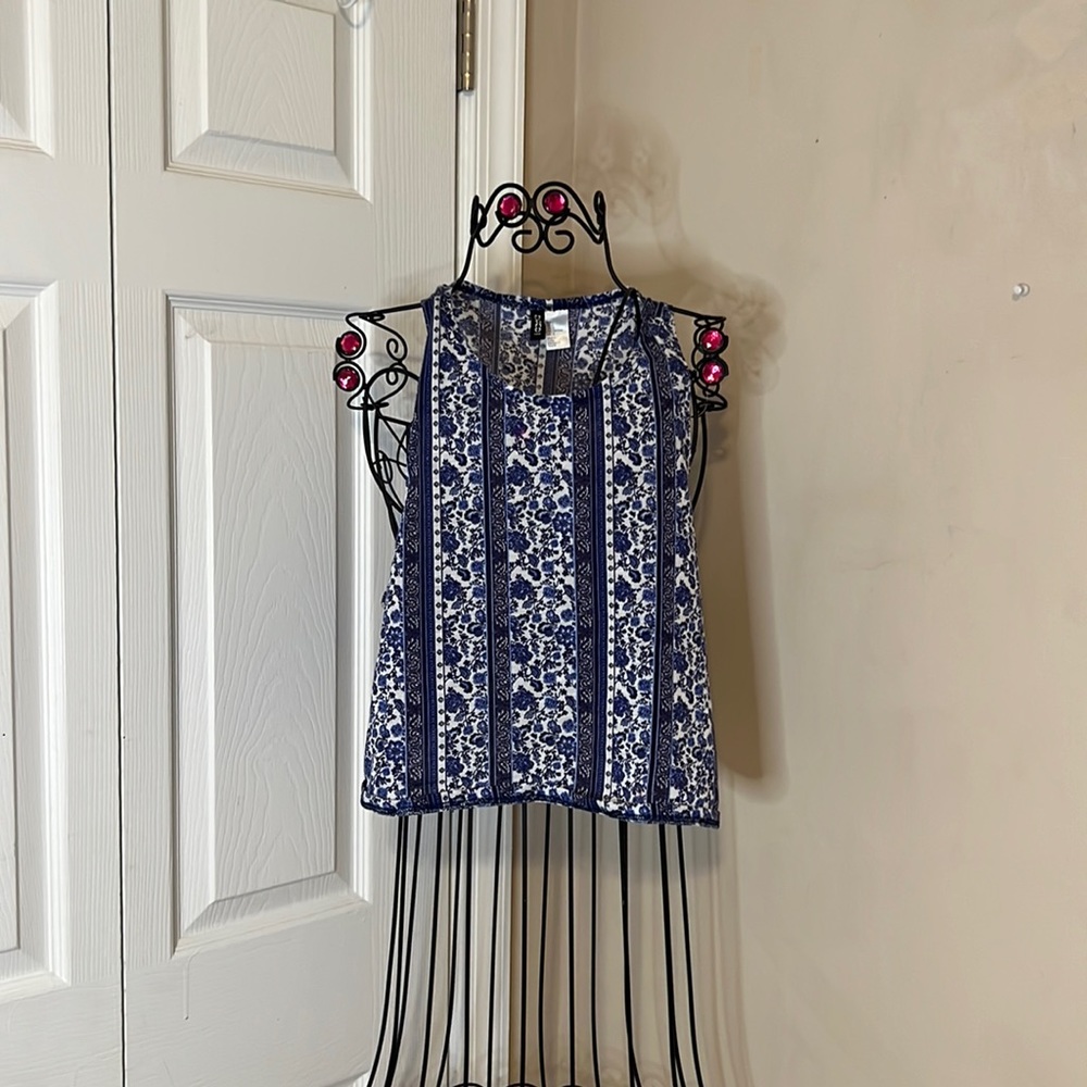 H&M Blue Patterned Tank Crop Top, Size: Large